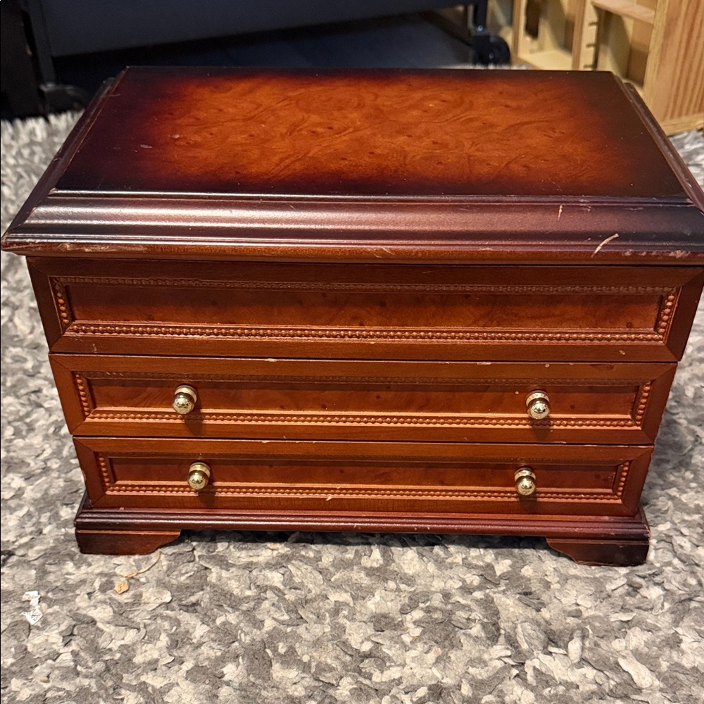 Source Unknown Antique-Style Brown Wood Jewelry Chest